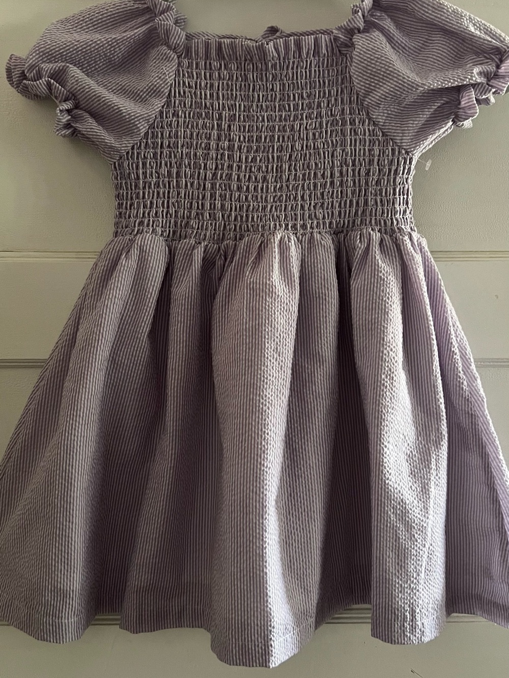 Lil Cactus Lavender Smocked Puff-Sleeve Casual Dress size 6.